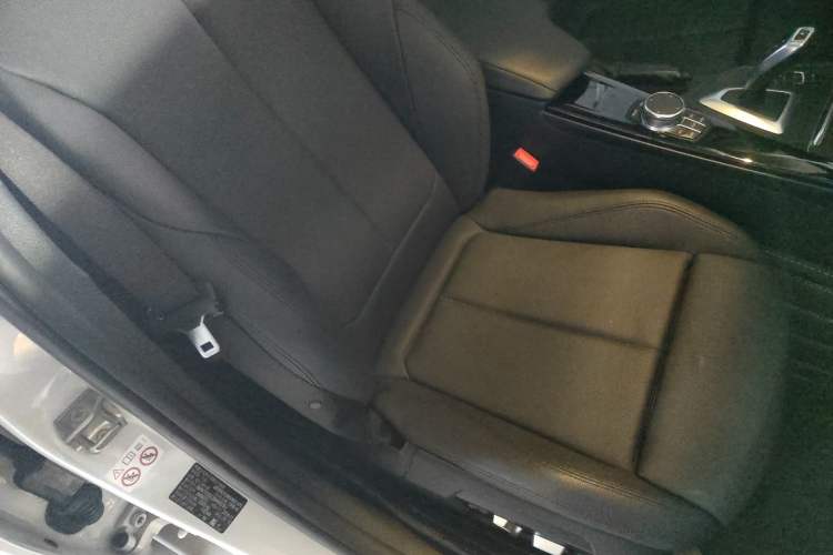 Used BMW 3 Series 2019 320Li Fashion Model
