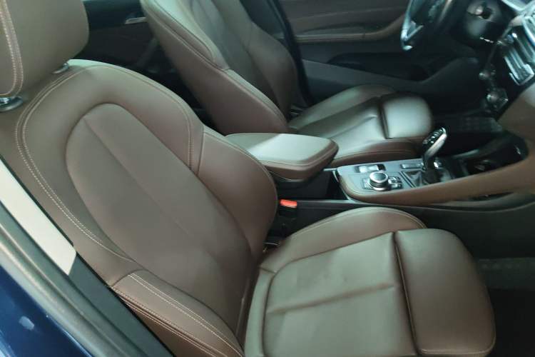 Used BMW X1 2020 sDrive25Li Leading Model
