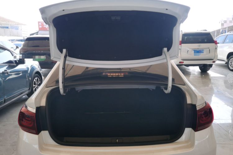 Used Citroen C4 Sega 2018 1.6L Manual Luxury Model