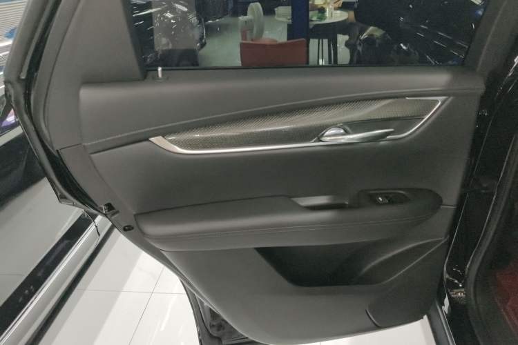 Used Cadillac XT5 2022 2.0T Four-Wheel Drive Luxury Version (Hummingbird Edition)
