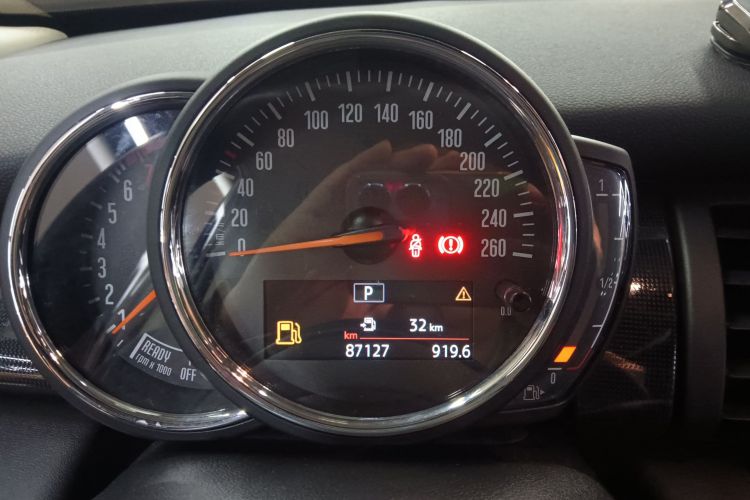 Used  MINI 2019 1.5T COOPER Artist Five-Door Edition
