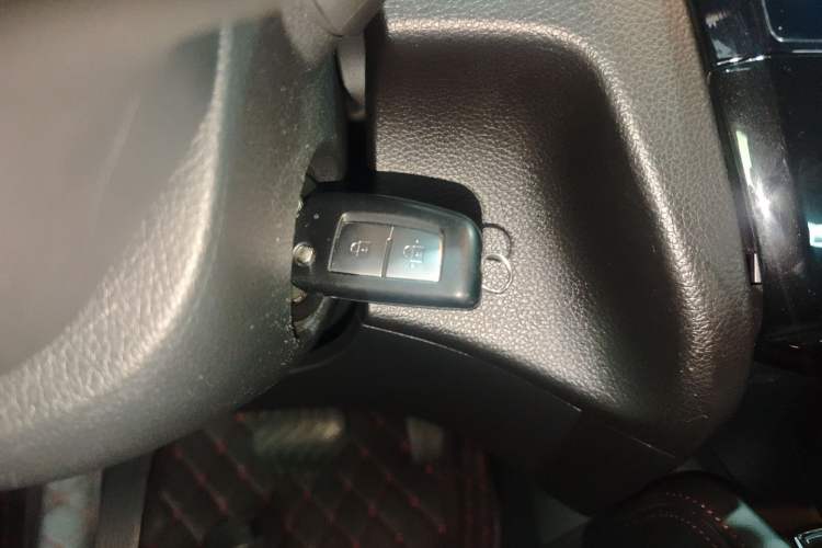 Used Nissan Qashqai 2019 2.0L CVT Smart Enjoyment Version
