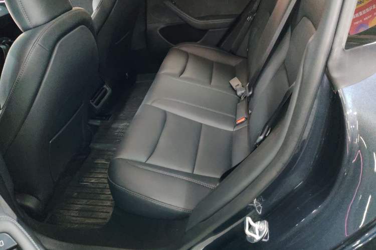 Used Tesla Model 3 2023 Long-Range All-Wheel-Drive Version