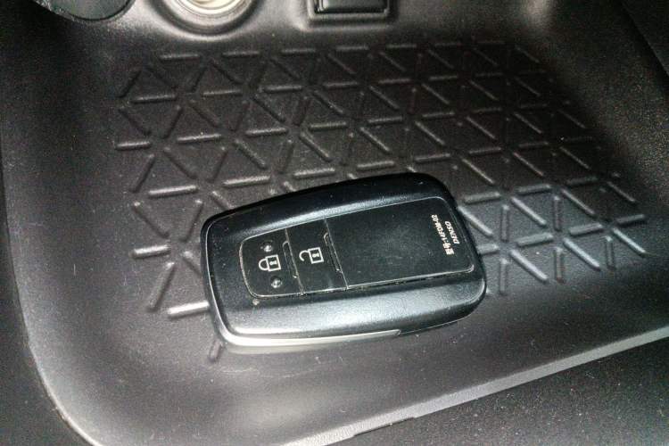 TDK.VehicleDetails.img