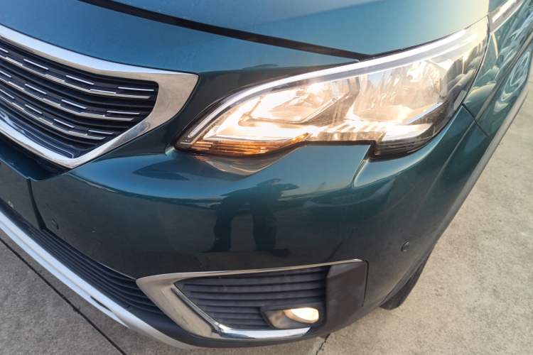 Used Peugeot 5008 2017 350THP 5-Seat Elite Edition