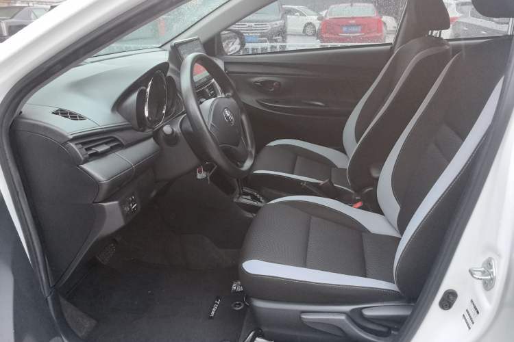 Used Toyota YARiS L Zhi Xian 2021 X-Trail 1.5L CVT Leading Edition
