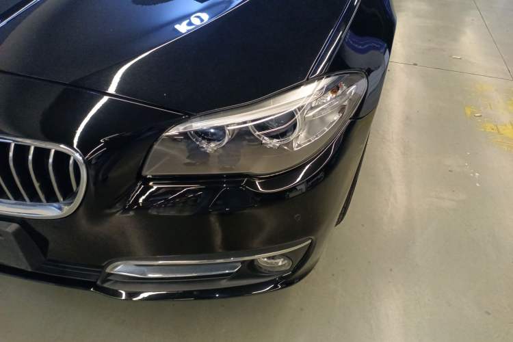 Used BMW 5 Series 2014 525Li Luxury Design Package
