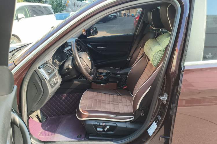 TDK.VehicleDetails.img