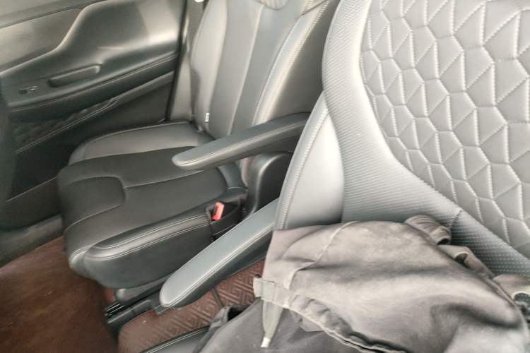 Used Hyundai Santa Fe 2020 380 TGDi Automatic All-Wheel Drive DLX HTRAC Prestige PLUS
