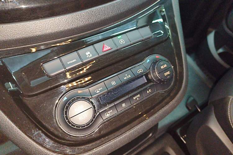 Used Mercedes-Benz Vito 2021 2.0T Elite Version 7 Seats