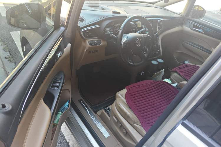 Used Buick GL8 2018 ES 28T Flagship Model China VI Standard
