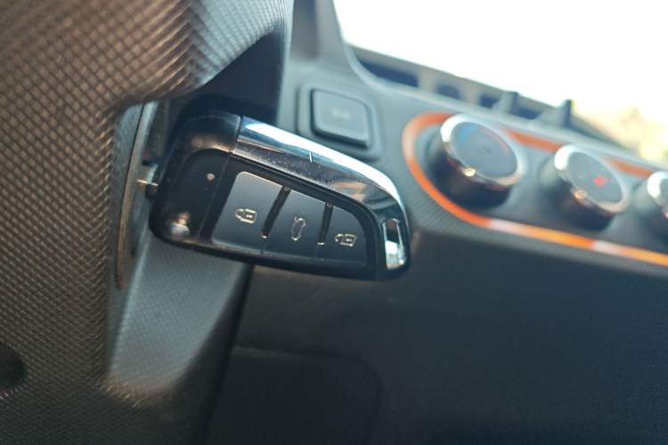 Used Wuling Hongguang MINIEV 2020 Enjoyment Model Lithium Iron Phosphate
