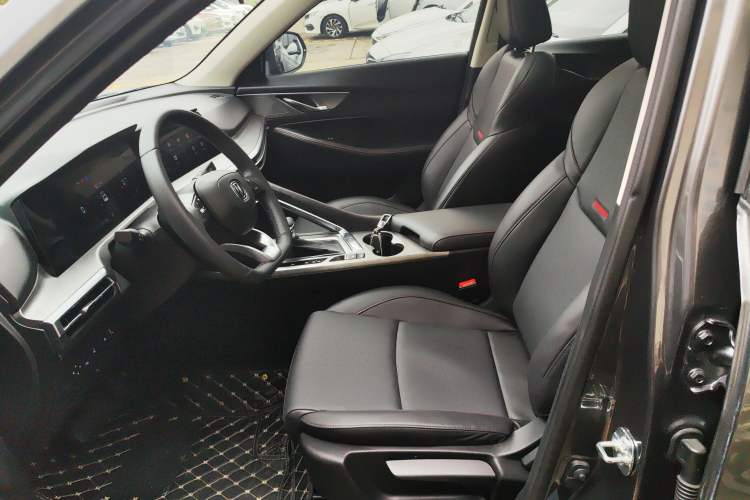 Used Changan CS35PLUS 2021 Revised Version Blue Whale NE 1.4T DCT Luxury Edition
