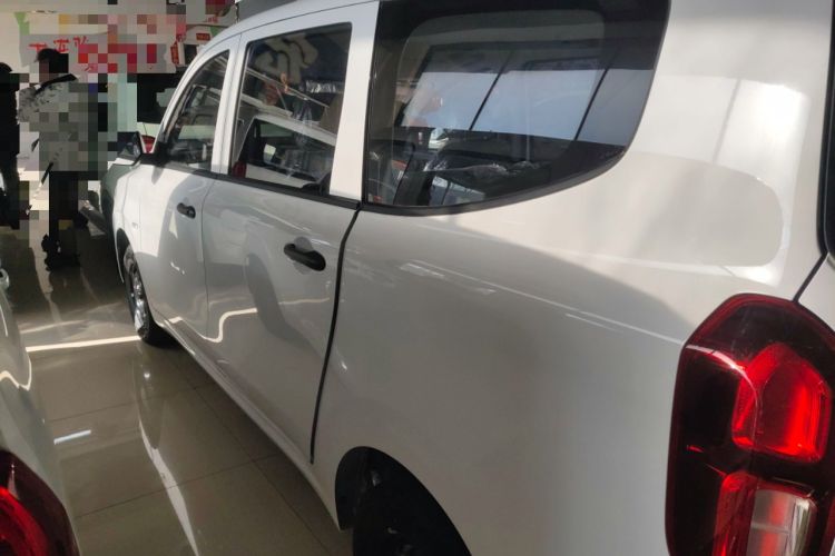 Used Wuling Hongguang New Energy 2025 Extended-Range Hybrid 50 km Utility Version
