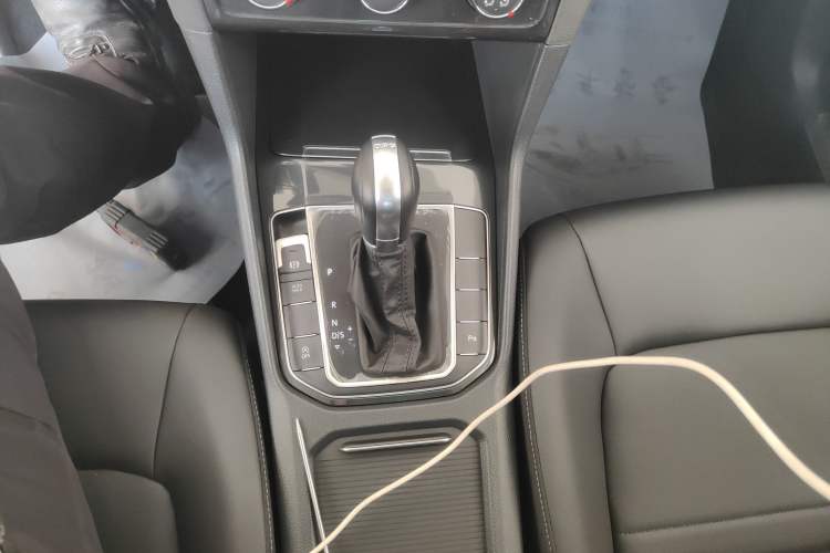 Used Volkswagen Golf Sportsvan 2019 280TSI Automatic Trendy Edition China V Standard
