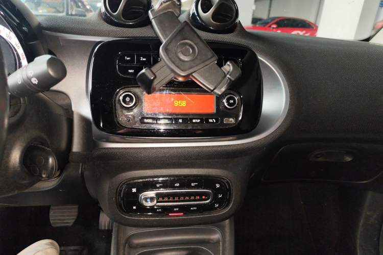 Used  fortwo 2018 1.0L 52kW Hardtop Passion Edition China V Standard
