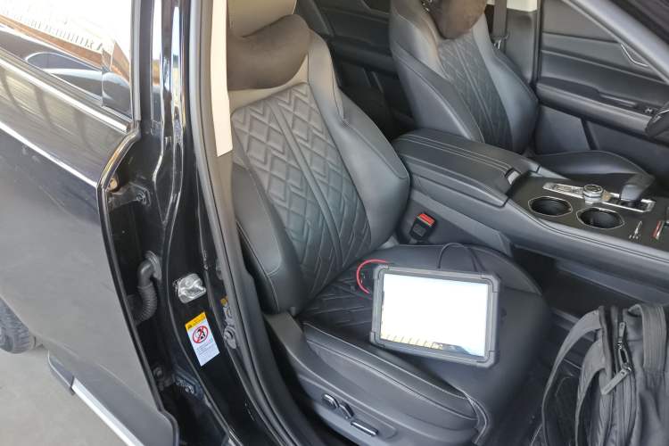 Used Changan UNI-K 2021 2.0T All-Wheel Drive Prestige Version
