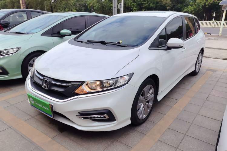Used Honda Jade 2017 1.8L automatic Comfort version 5 seats