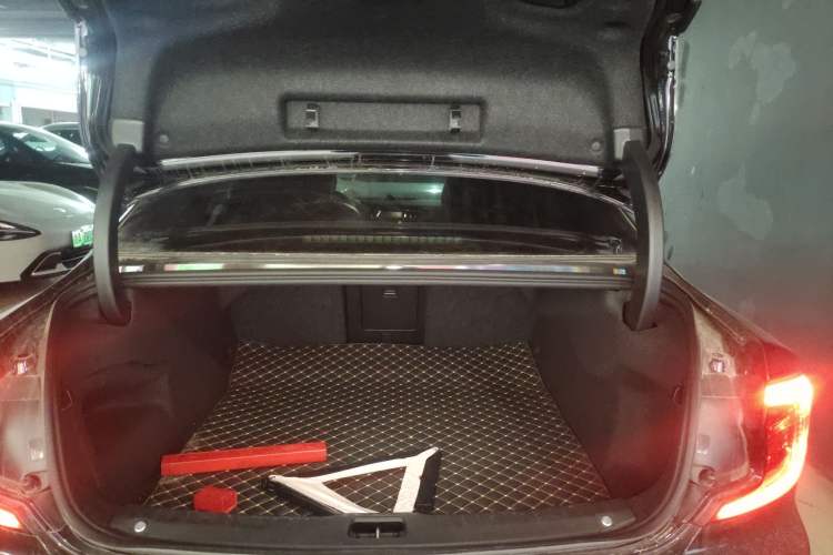 Used Volvo S90 2024 B5 Zhiyuan Luxury Edition