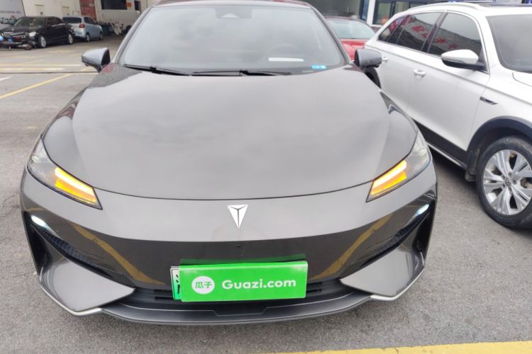 Used  SL03 2023 200Max Range-Extended Version
