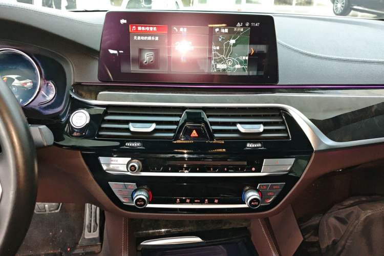 Used BMW 5 Series 2018 525Li M Sport Package
