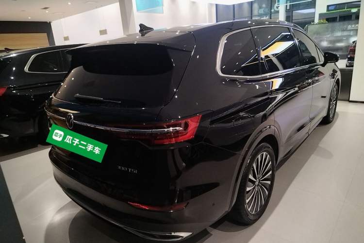 Used Volkswagen Viloran 2024 380TSI Premium Edition