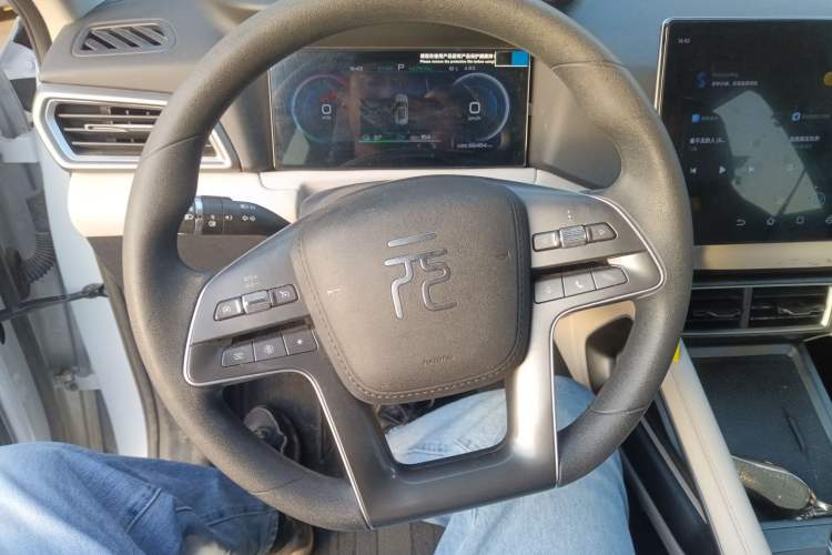 Used BYD Yuan UP 2024 401KM Leading Edition
