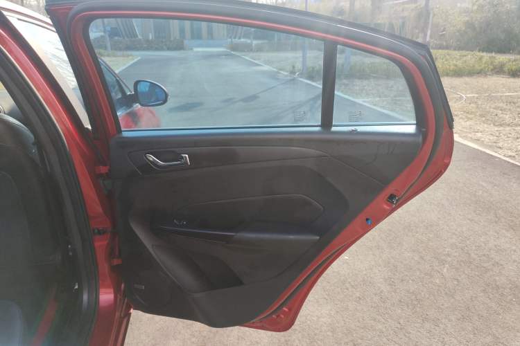 Used Chery Arrizo 5 2017 1.5L Manual Lingchao Edition
