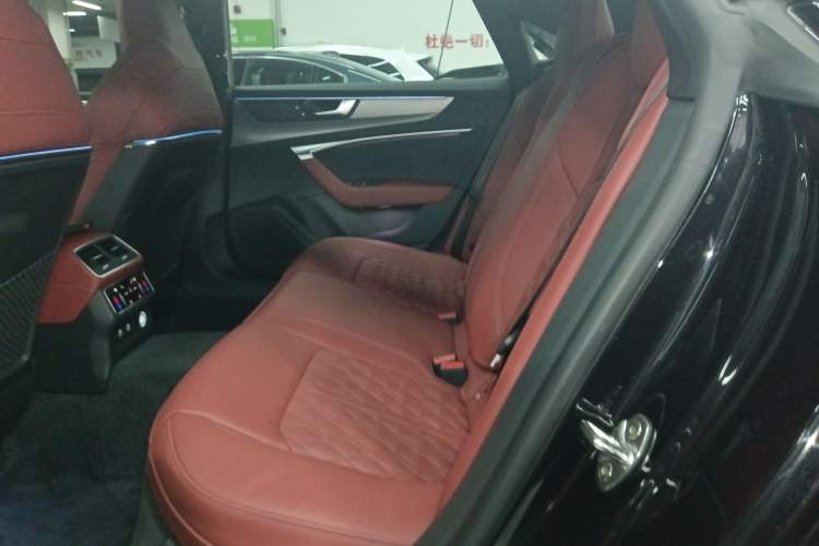 Used Audi A7L 2024 45 TFSI quattro S-line Black Warrior Edition
