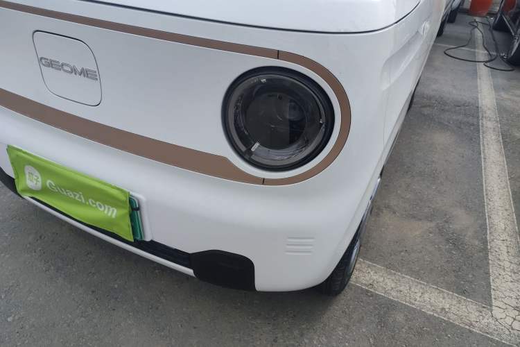 Used Geely Galaxy Panda 2024 Panda Mini 200km Endurance Bear
