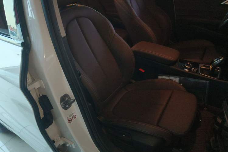 Used BMW 1 Series 2023 120i M Sport Night Edition
