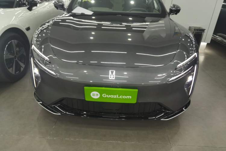 Used  06 2025 Max All-Electric Version
