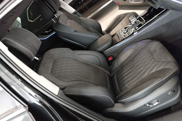 Used Hongqi HS5 2022 2.0T Smart Connect Flagship All-Wheel-Drive Version
