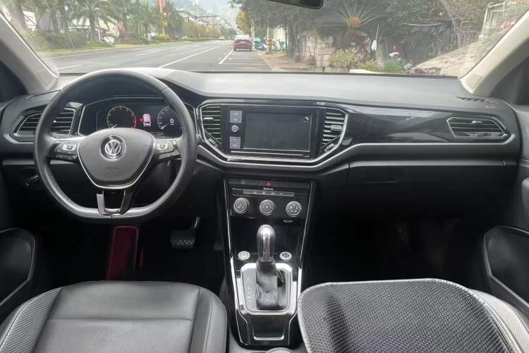 Used Volkswagen T-ROC 2020 280TSI DSG Two-Wheel Drive Comfort Version
