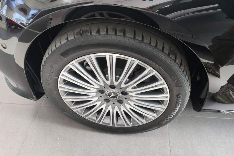 Used Mercedes-Benz E-Class 2023 Updated E 300 L Fashion Edition