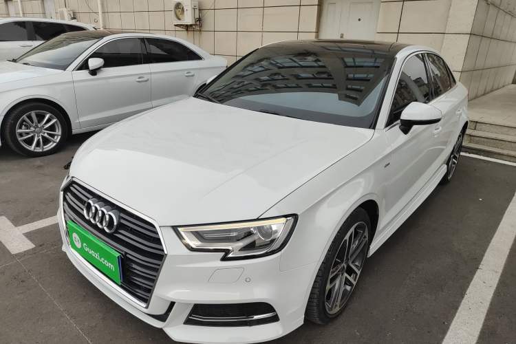 Used Audi A3 2018 30th Anniversary Edition Limousine 35 TFSI Fashion Model