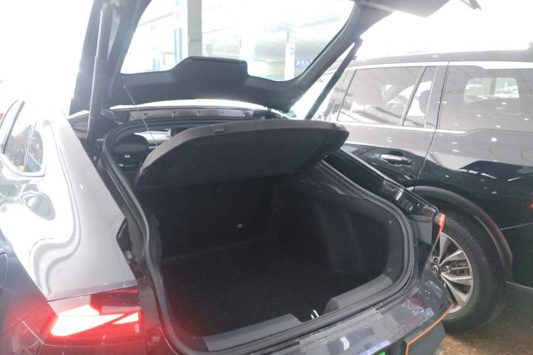 Used Changan UNI-V 2022 1.5T Sport Edition
