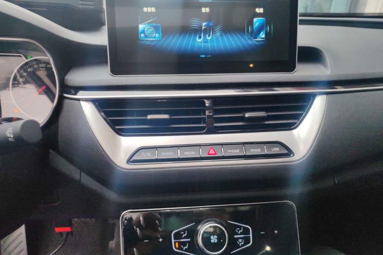 Used Hongqi H5 2022 Classic Model Facelift 1.5T DCT Qiyun Edition
