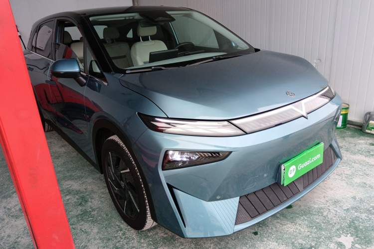 Used Venucia VX6 2023 520 Max
