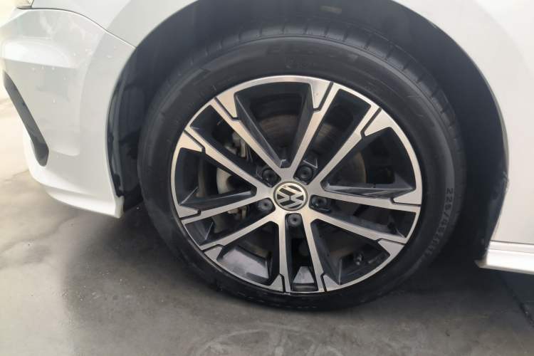 Used Volkswagen Sagitar 2017 280TSI Automatic R-Line