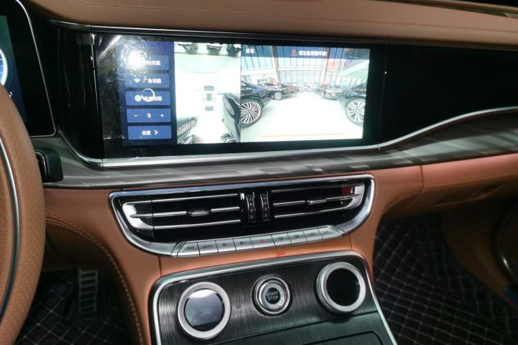 Used Hongqi H9 2023 2.0T Smart Connect Flagship Edition
