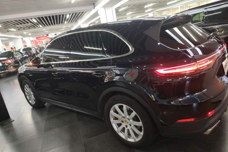 Used Porsche Cayenne 2021 Cayenne E-Hybrid 2.0T
