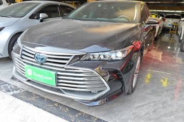 Used Toyota Avalon 2019 Dual-Engine 2.5L XLE Prestige Version China VI Standard