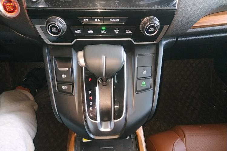 Used Honda CR-V 2021 240TURBO CVT 2WD Fashion Edition