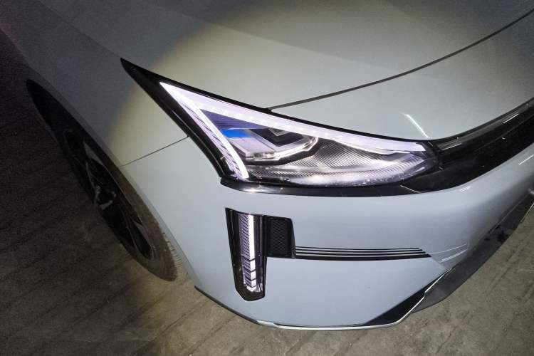 Used  L6 2023 60km PLUS