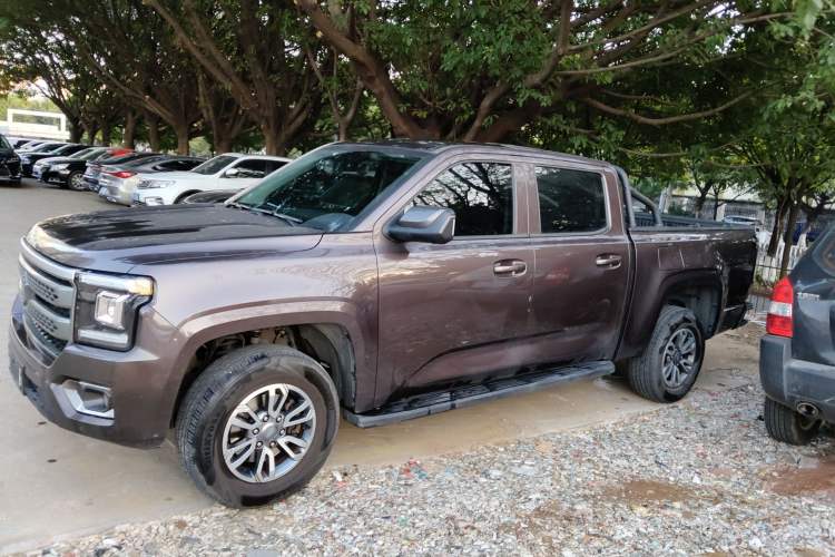 Used JMC DaDao 2023 All-Purpose 2.3T Diesel Manual Two-Wheel Drive Long-Wheelbase Comfort Edition