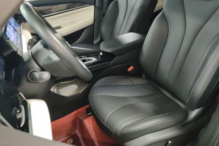 Used Geely Auto Monjaro L 2023 2.0TD High-Power Automatic Two-Wheel Drive Flagship Version
