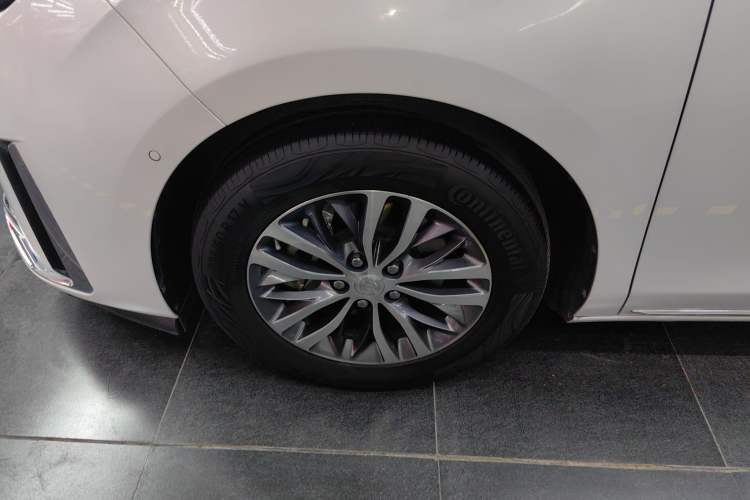 Used Buick GL8 2023 ES Lu Zun Deluxe Model