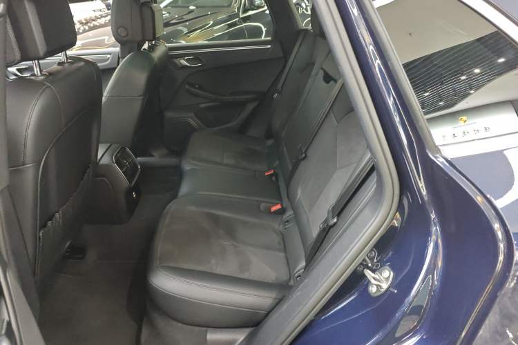 Used Porsche Macan 2018 Macan 2.0T