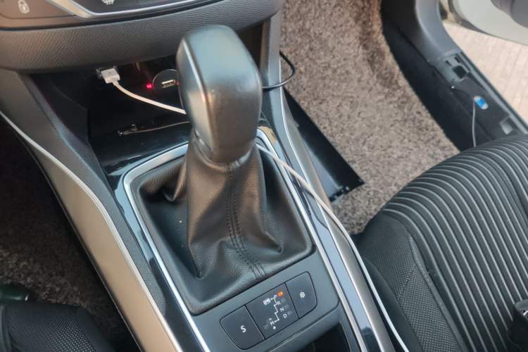 Used Peugeot 408 2015 1.2T Automatic Luxury Edition